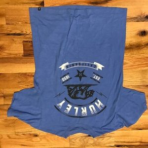 Medium men’s Hurley shirt